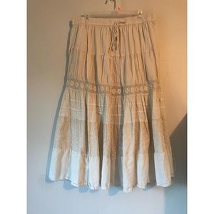 Cato Woman Peasant style skirt